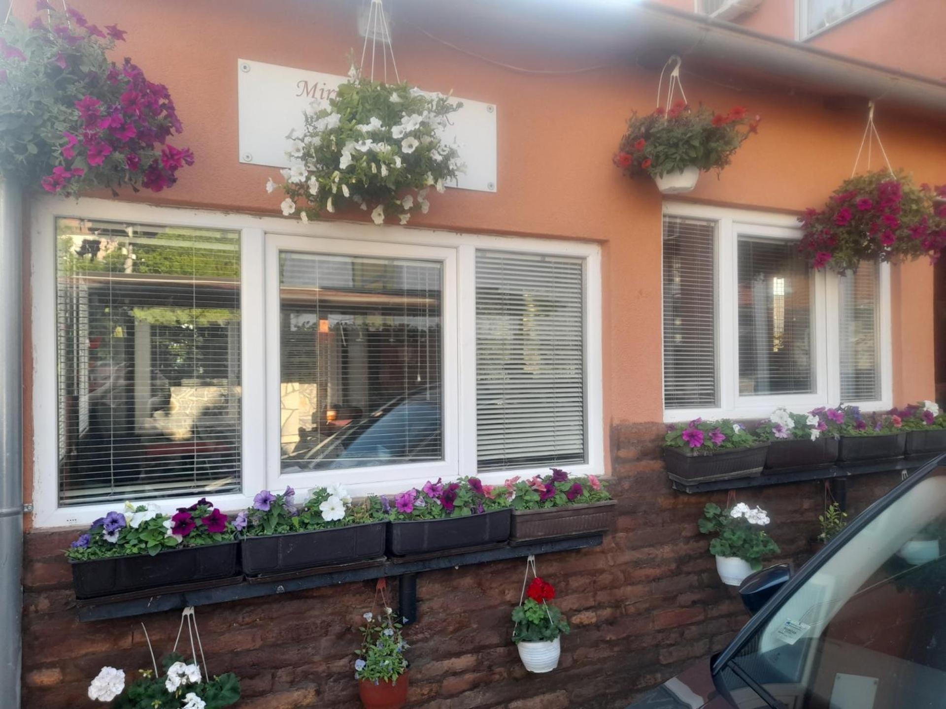 Guest House Mirijevski Konak Belgrád Kültér fotó