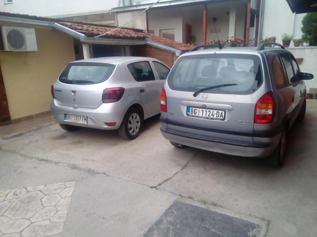 Guest House Mirijevski Konak Belgrád Kültér fotó