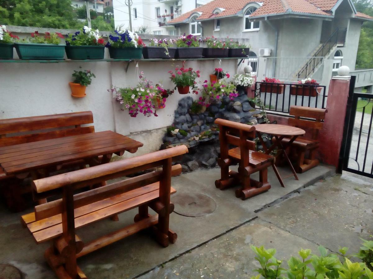 Guest House Mirijevski Konak Belgrád Kültér fotó