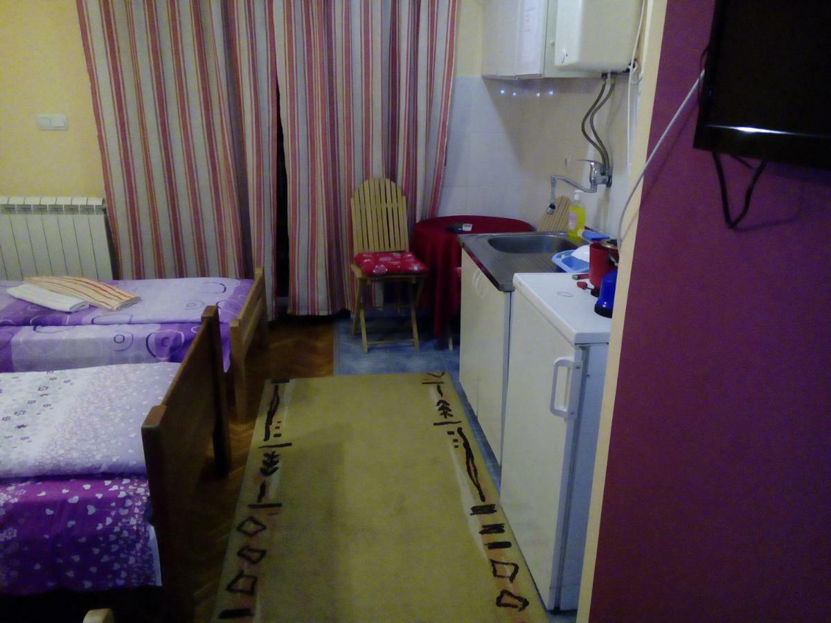 Guest House Mirijevski Konak Belgrád Kültér fotó