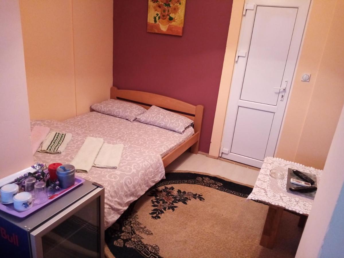 Guest House Mirijevski Konak Belgrád Kültér fotó