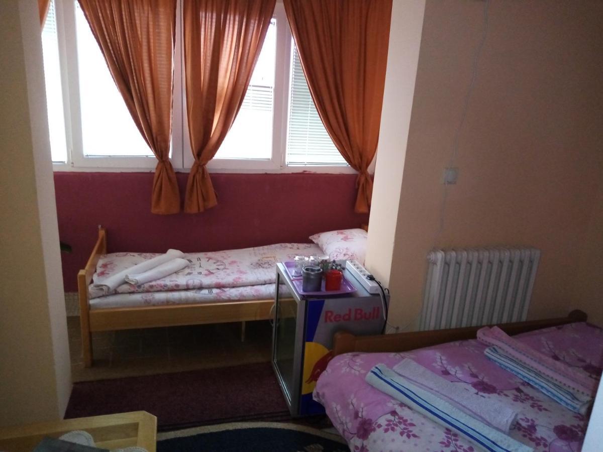 Guest House Mirijevski Konak Belgrád Kültér fotó