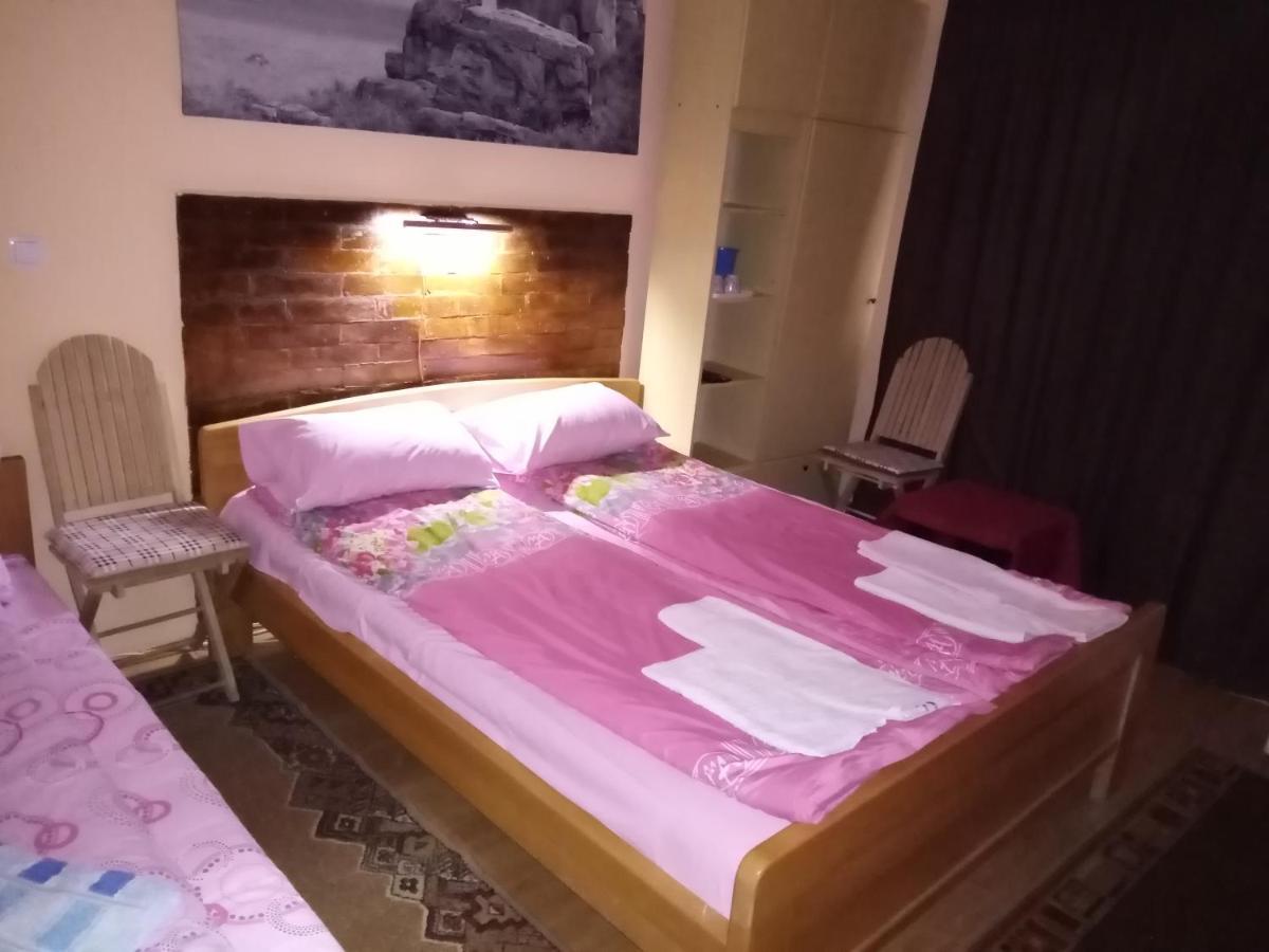 Guest House Mirijevski Konak Belgrád Kültér fotó